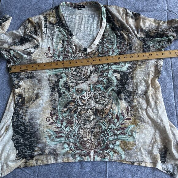 Boho Chic Top Womens Plus Size 2X 3/4 Sleeve Sharkbite Hem Abstract Western - Picture 6 of 9